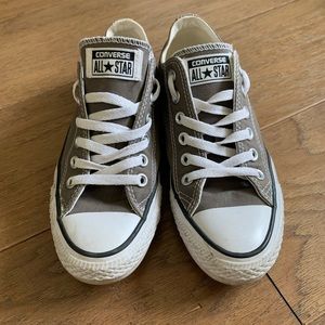 Grey converse